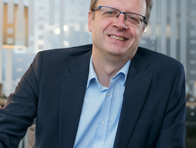 GDC Services CEO Chris Ellis addressing Cloud redesign, partnership development, and retail offer